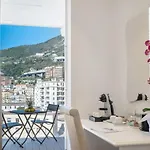 Crescent Moon 4* 萨莱诺