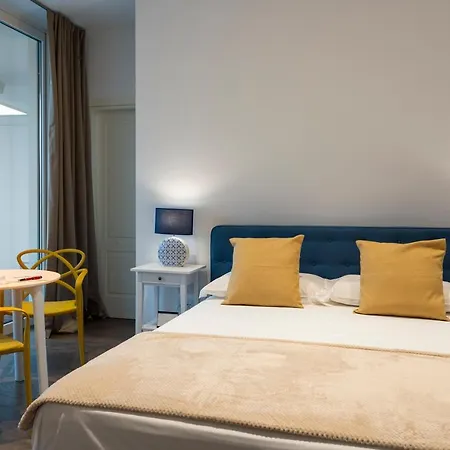 Crescent Moon Bed and Breakfast 4*