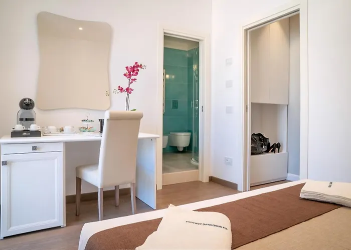 Crescent Moon Отель типа 