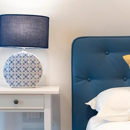 Crescent Moon 萨莱诺