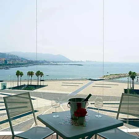 Panzió Crescent Moon Salerno