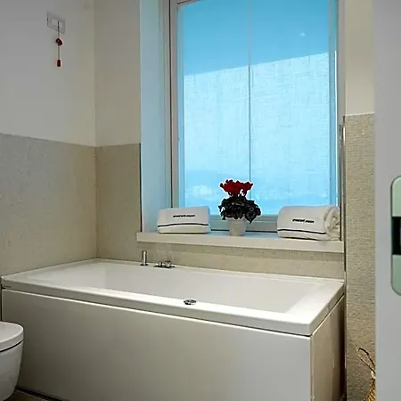 Bed & Breakfast Crescent Moon Salerno