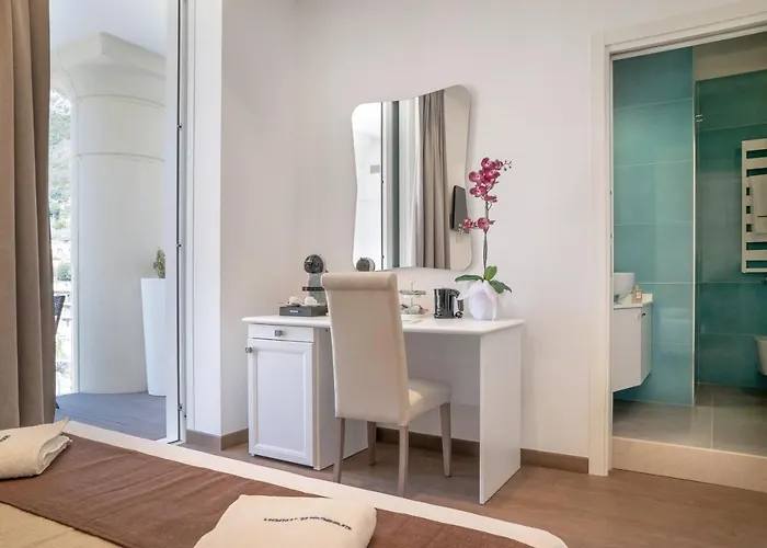 Bed & Breakfast Crescent Moon Salerno