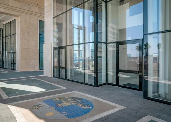 B&B Crescent Moon 4*