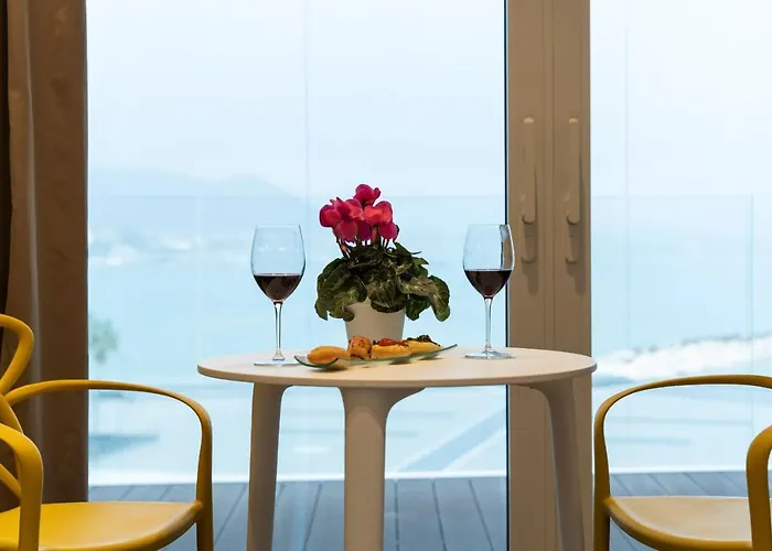 Bed & Breakfast Crescent Moon 4*